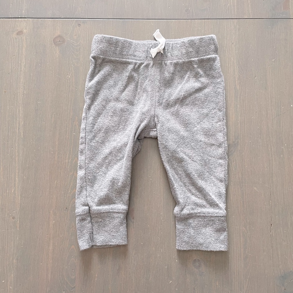 4/$15🌸 Carter’s 6M 100% cotton pants